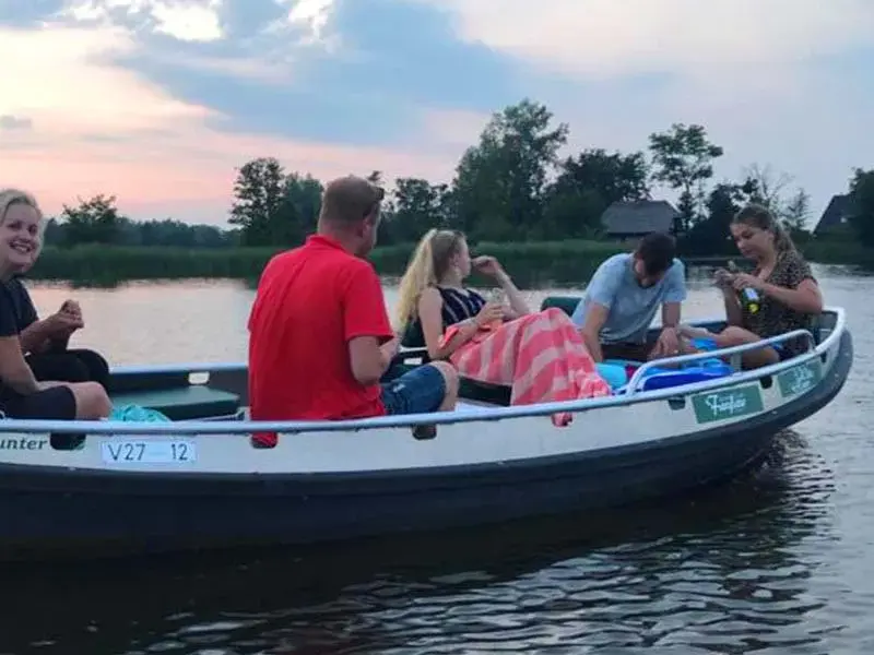 Sup board & shooting arrangement